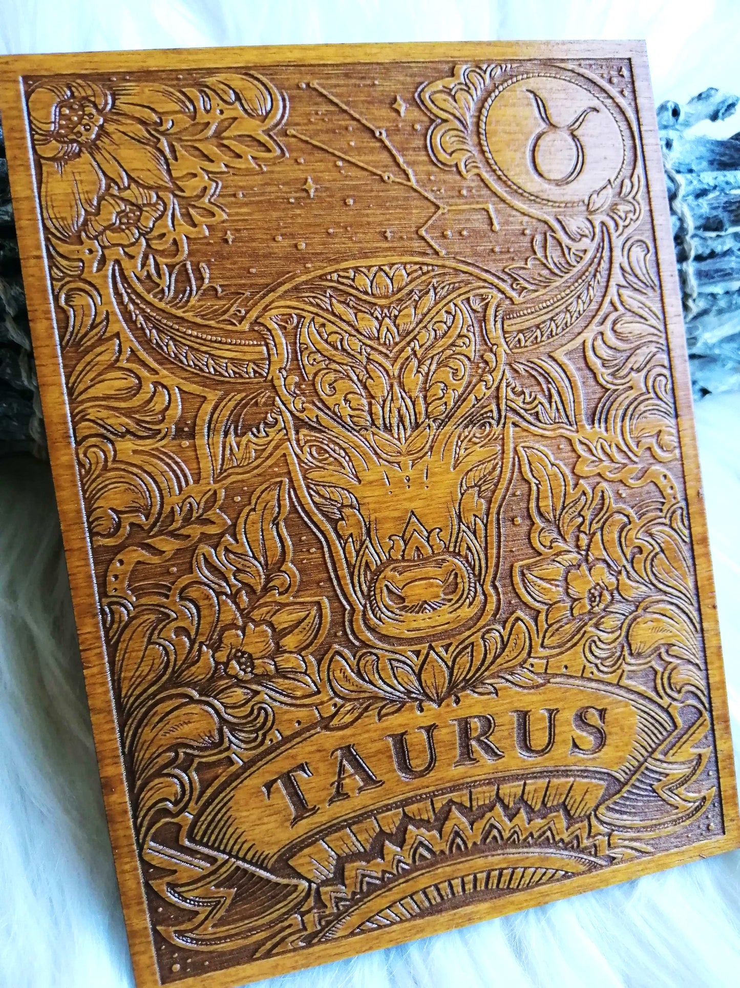 ♒ Signe du Zodiaque – Gravure Artisanale en Bois, Décoration Astrologique Unique