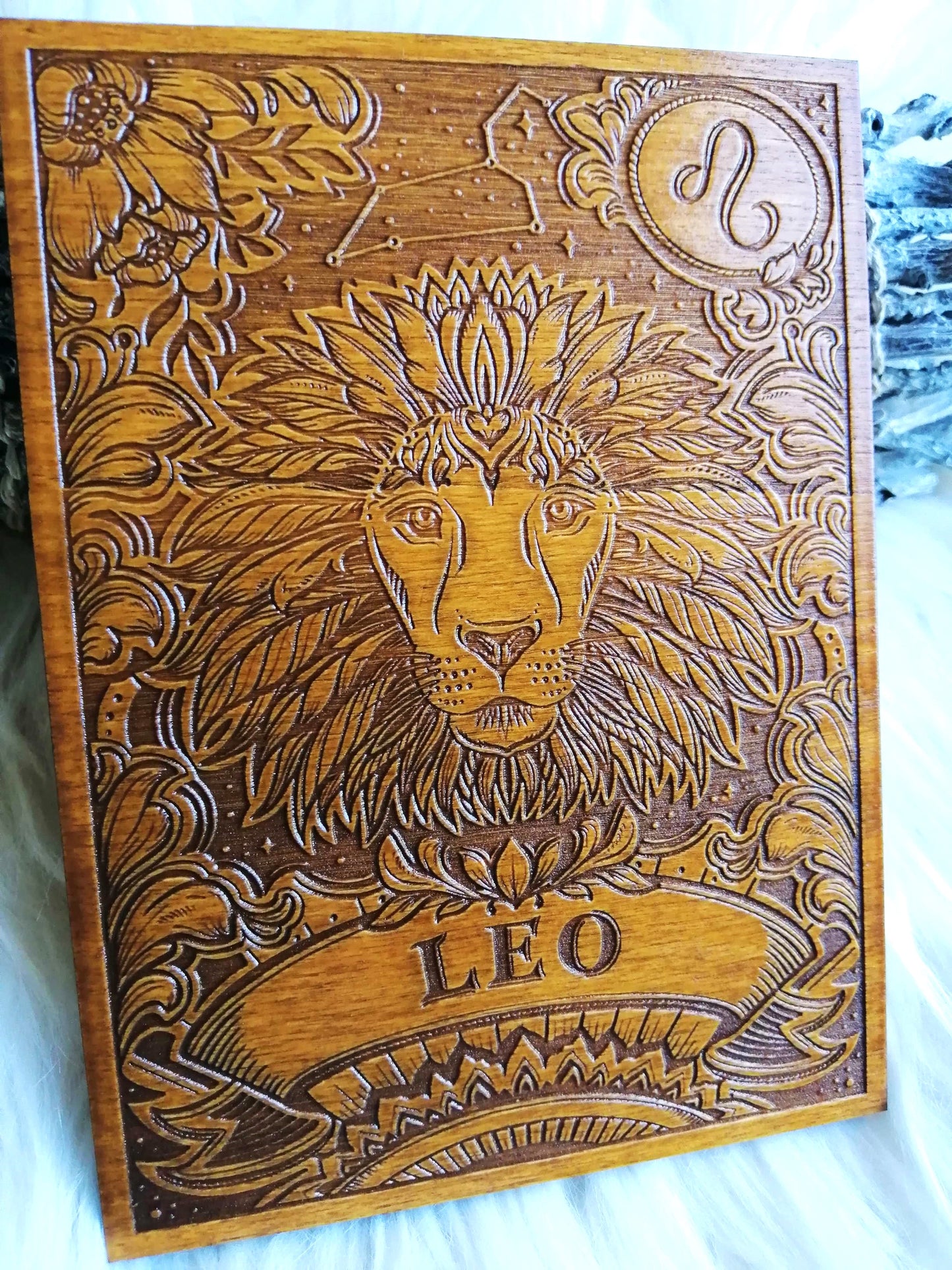 ♒ Signe du Zodiaque – Gravure Artisanale en Bois, Décoration Astrologique Unique