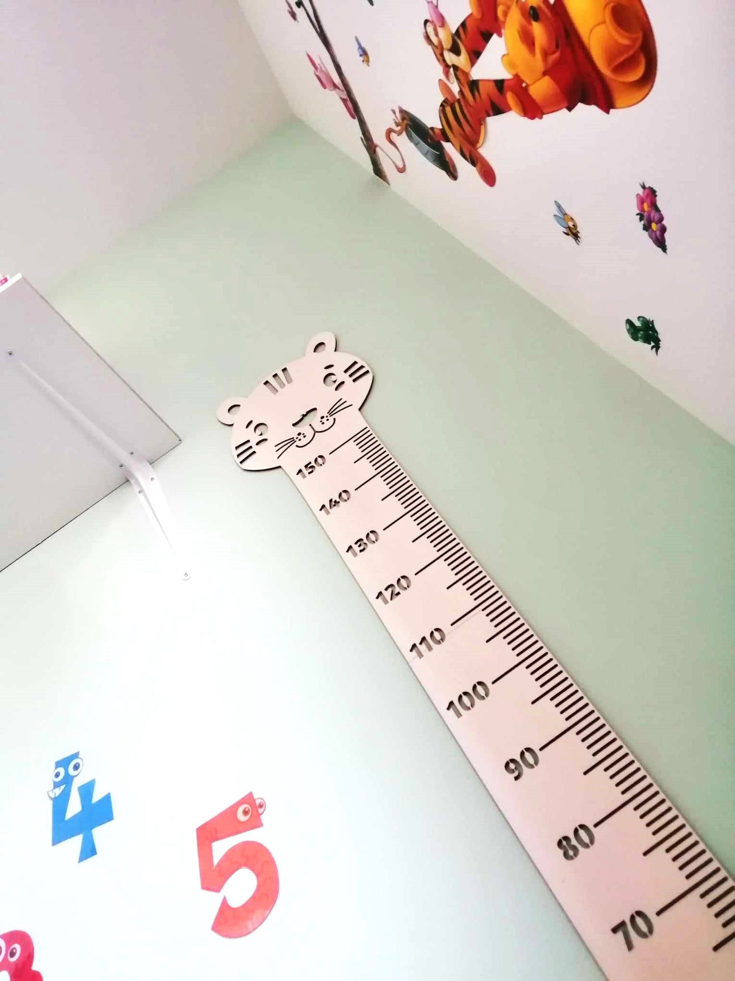 Toise tigre, décoration murale chambre enfant originale.