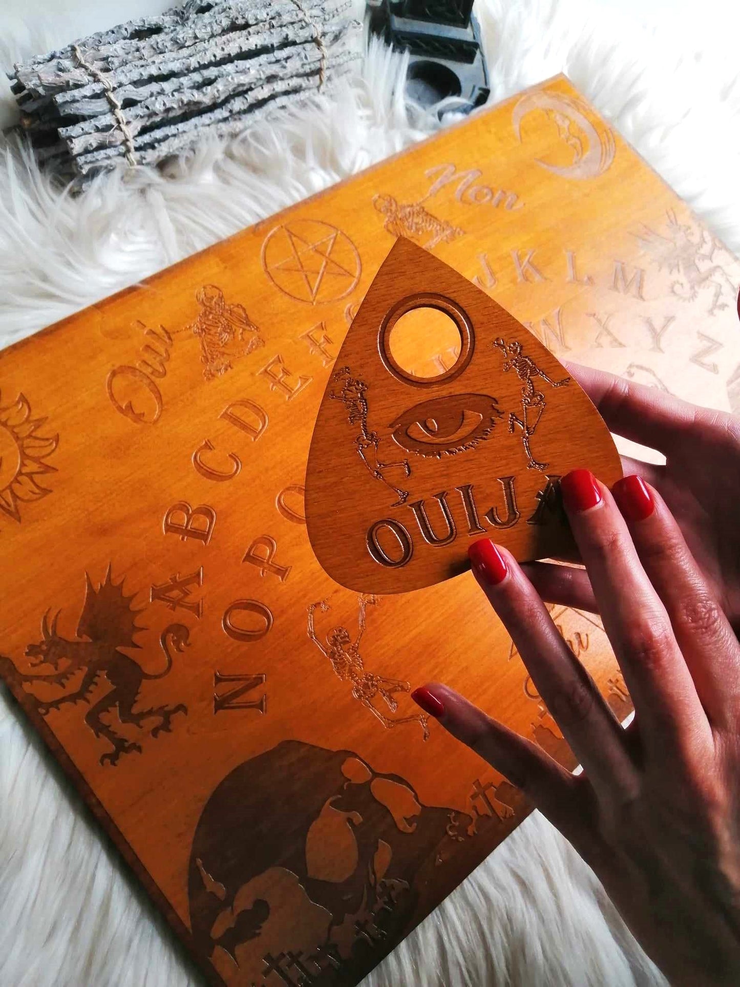 Planche Ouija La Ténébreuse Artisanale - Grand Format, Bois de Qualité, Décoration et Divination Ésotérique