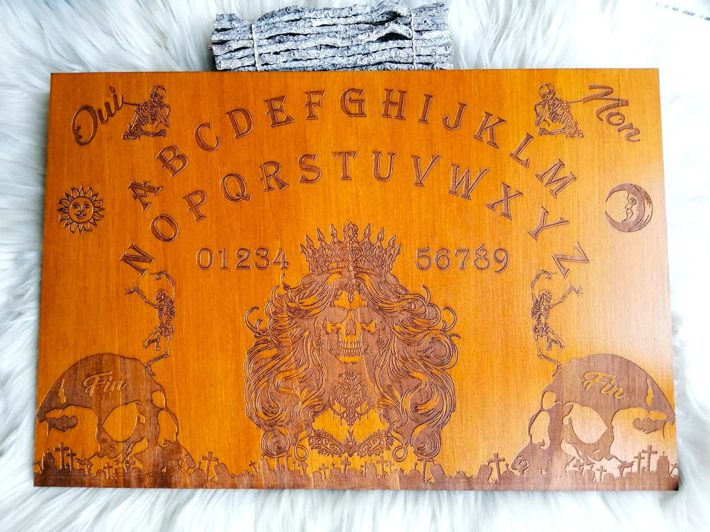Planche Ouija La Reine Artisanale - Grand Format en Bois, Décoration Ésotérique et Divination Mystique