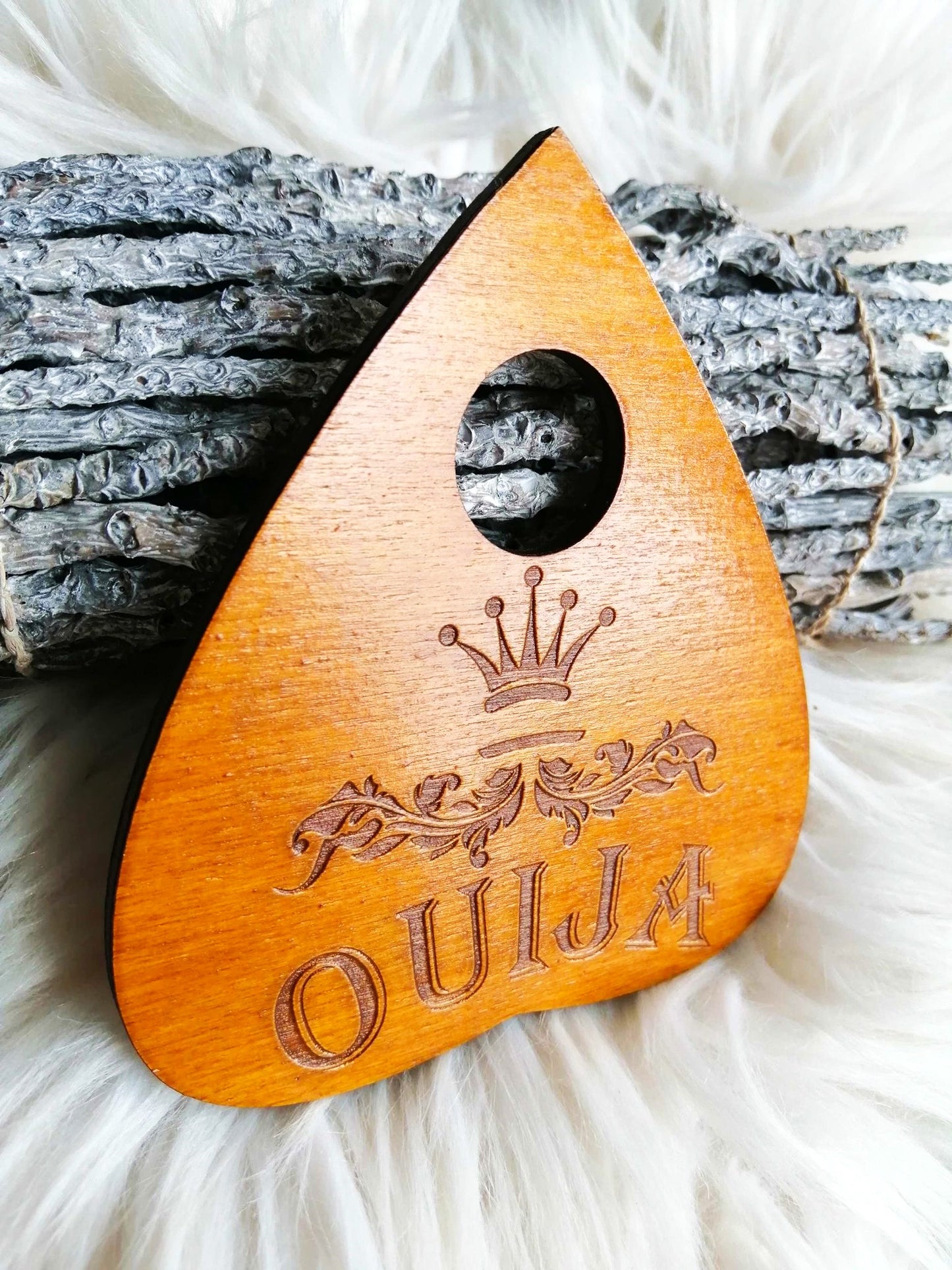Planche Ouija La Reine Artisanale - Grand Format en Bois, Décoration Ésotérique et Divination Mystique
