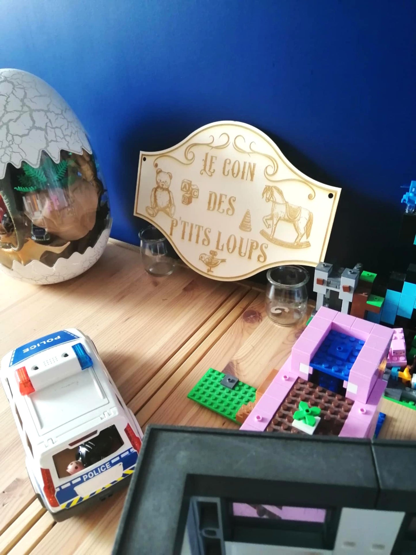 Déco bois pour coin jeux enfant