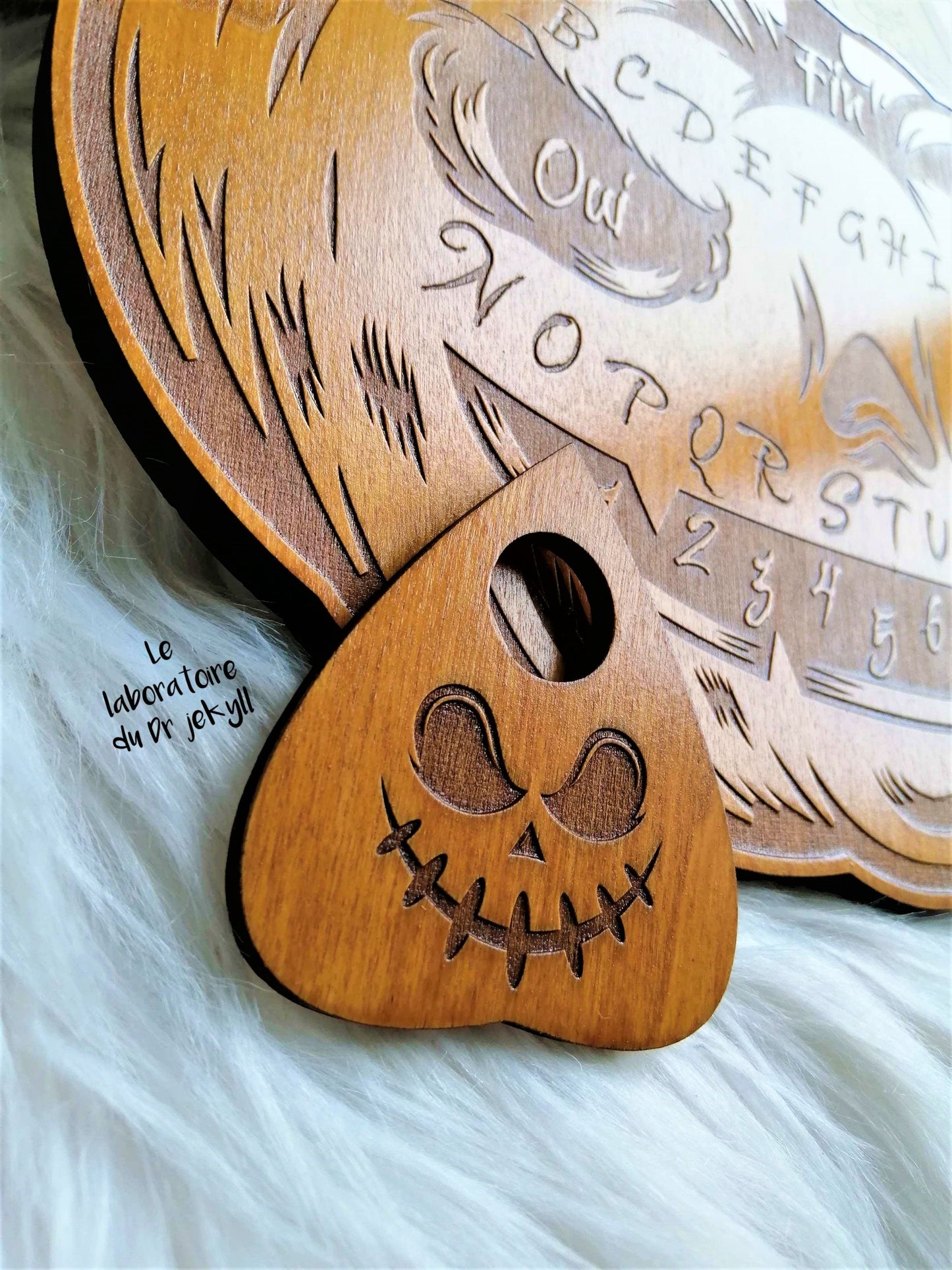 Goutte Ouija - Accessoire Mystique, Livraison Offerte