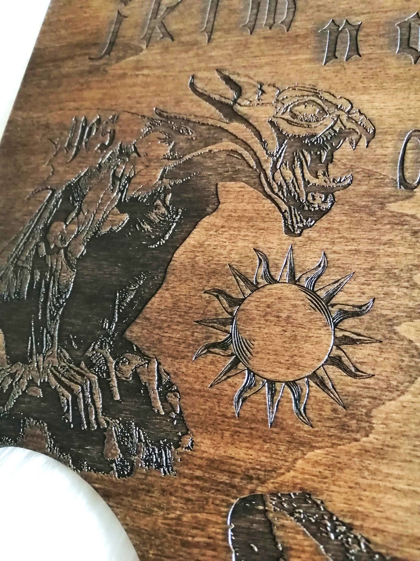 Planche Ouija 'La Gargouille' Artisanale - Grand Format en Bois, Divination et Décoration Mystique Unique