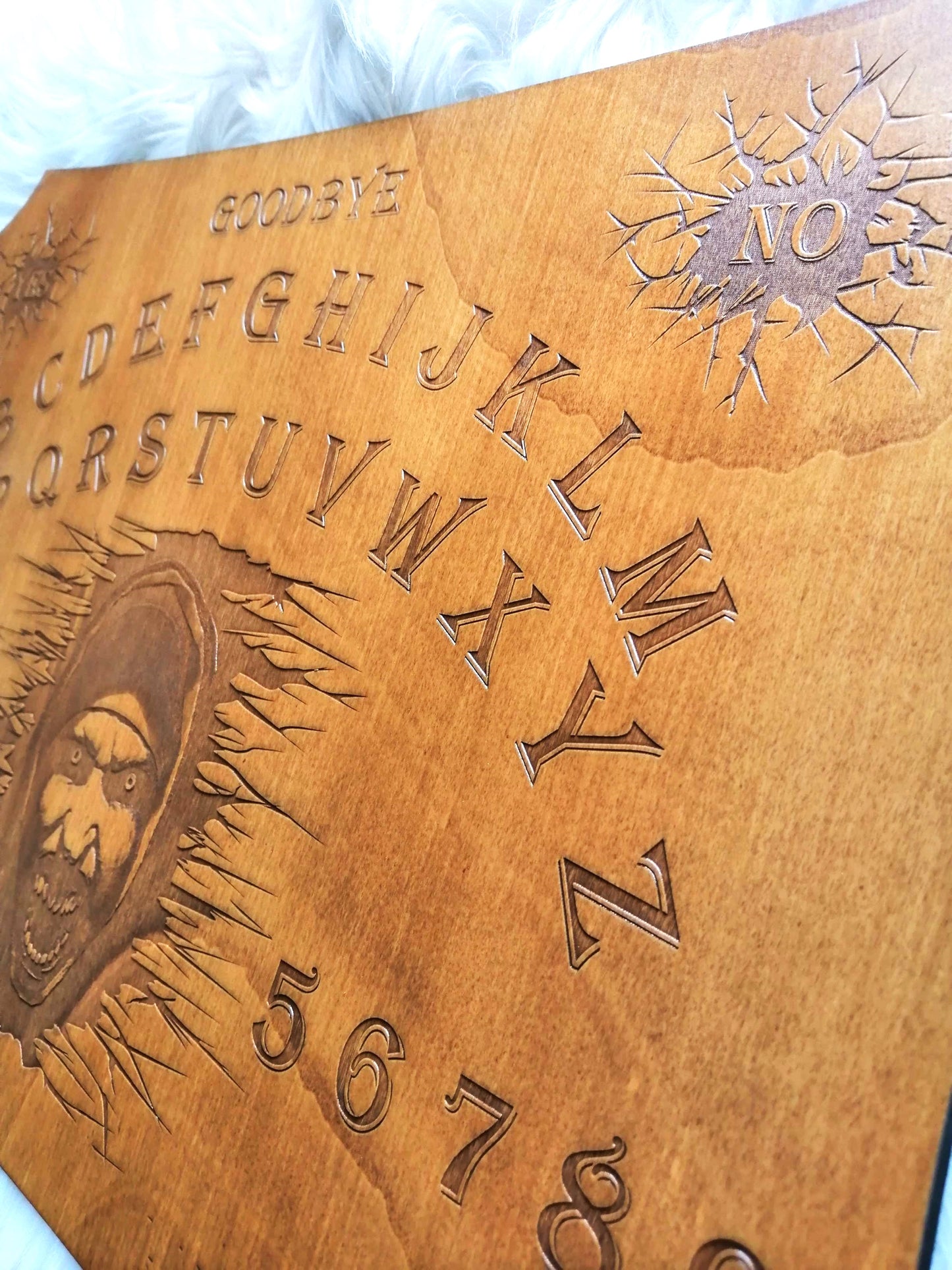 Planche Ouija La Nonne (Conjuring 2) Artisanale - Grand Format, Bois de Qualité, Divination et Décoration Mystique