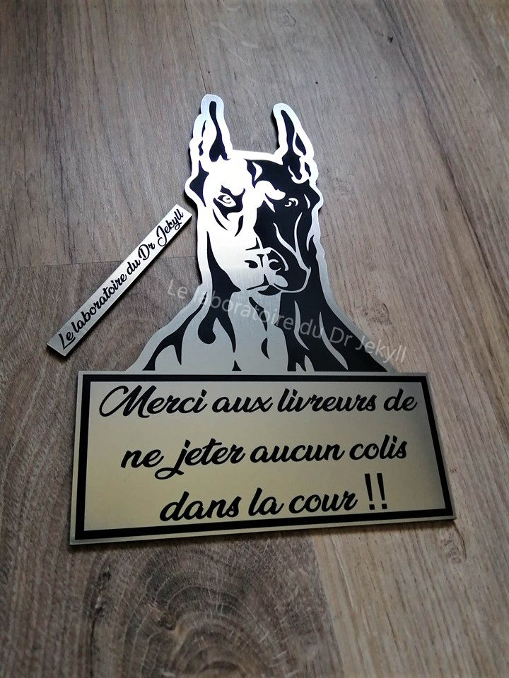 Plaque signalétique
