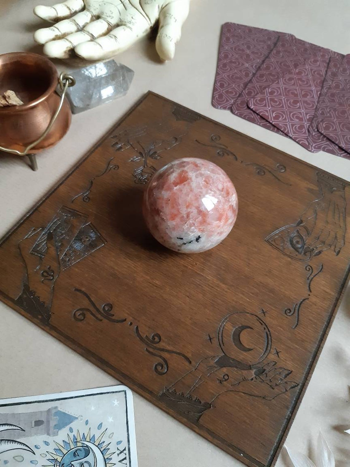 Planche de cartomancie Witch / Autel ésotérique
