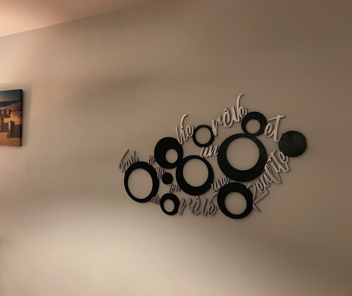 Fais de ta vie un rêve et de ton rêve une réalité.