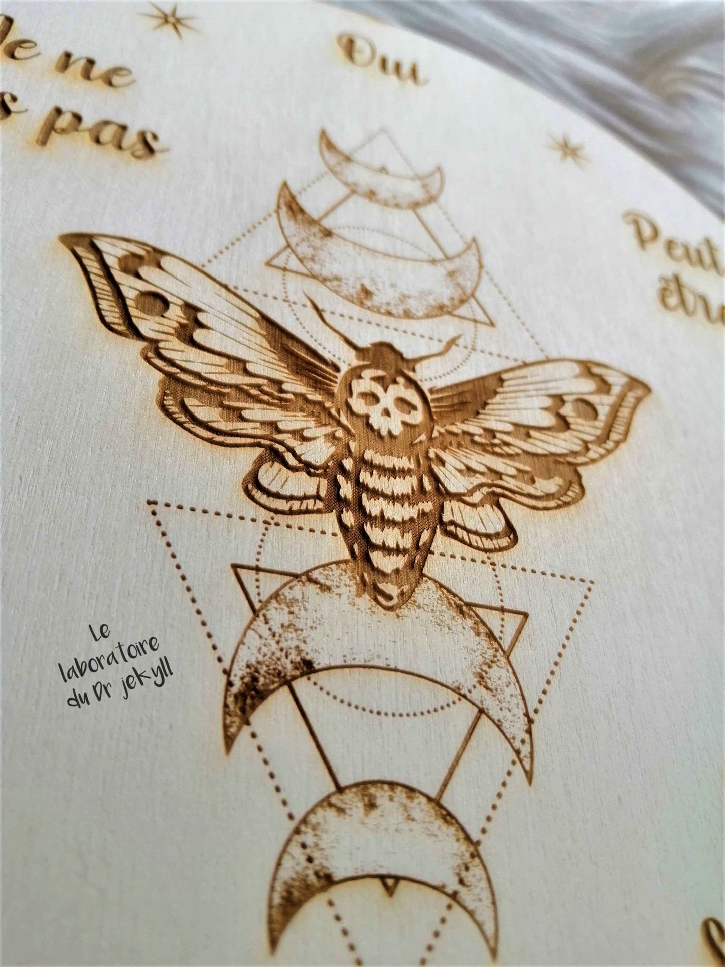 🦋 Planche de Radiesthésie Papillon Lunaire – Outil Artisanale pour Pendule et Divination Spirituelle