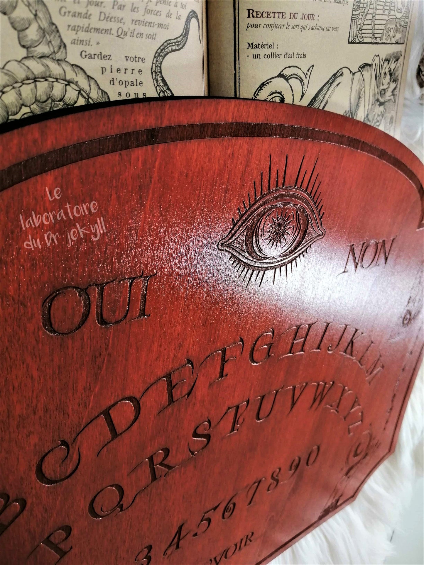 Planche Ouija Mystique Artisanale - Grand Format en Bois, Divination et Décoration Ésotérique Unique