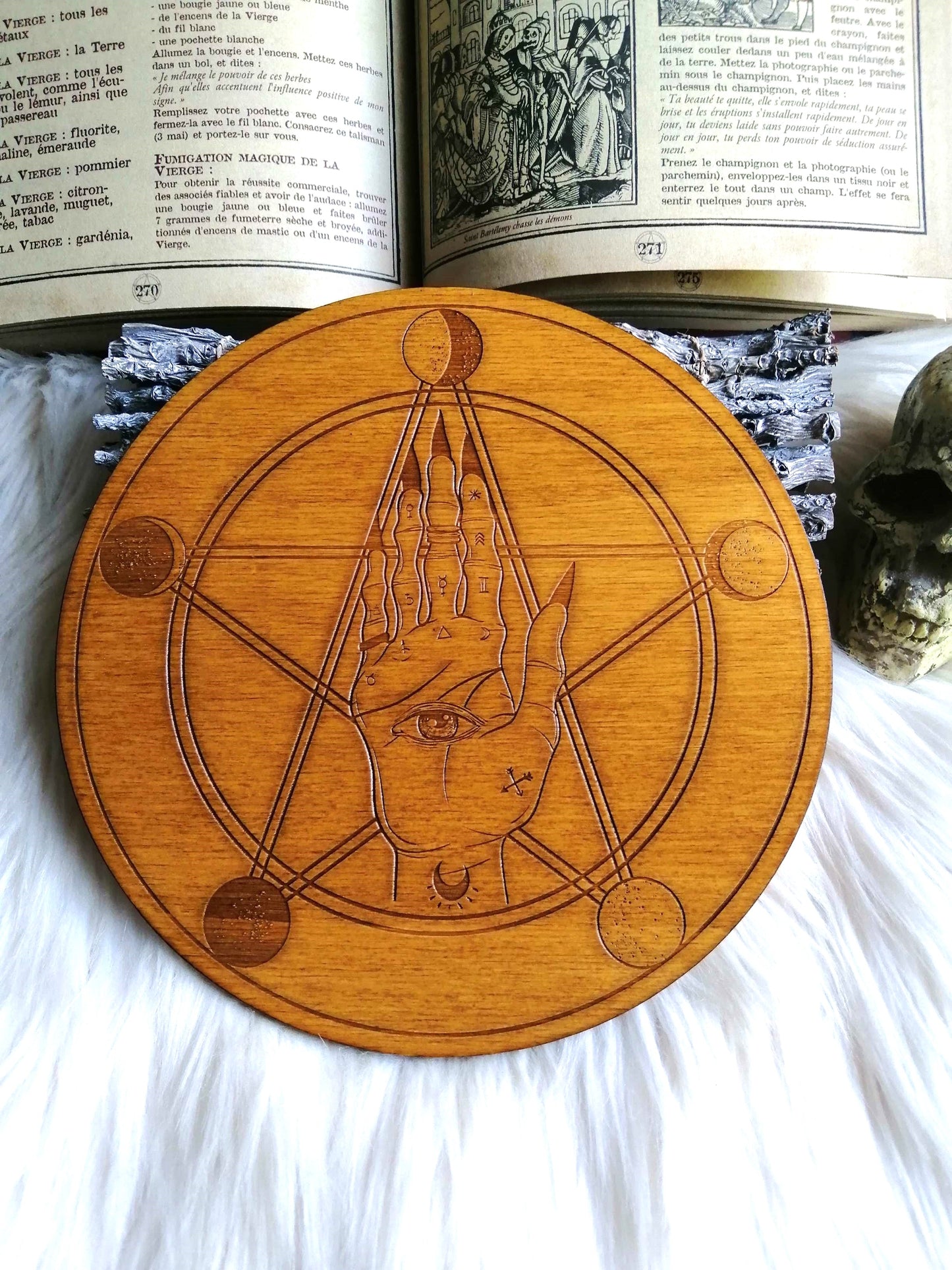 Planche de divination