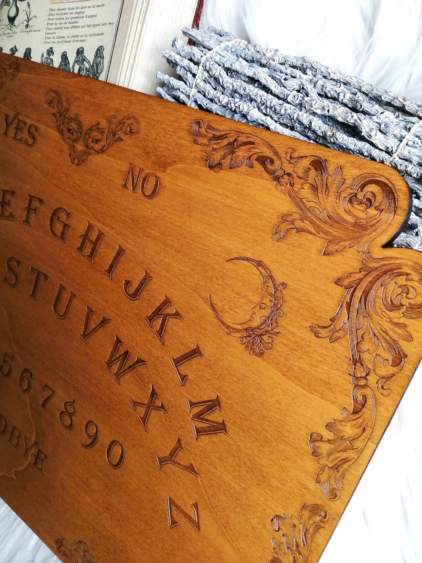 Planche Ouija La Baroque en bois gravé – Accessoire ésotérique pour séances de spiritisme et décoration mystique