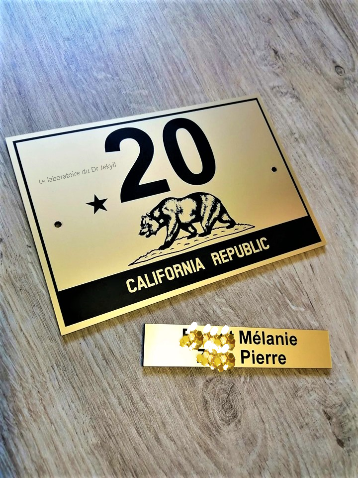 Plaque signalétique