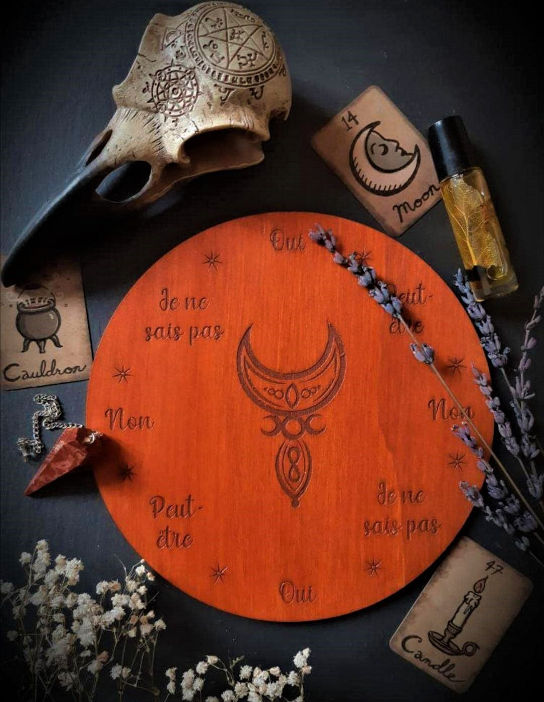 🌙 Planche de Radiesthésie Lune Mystique – Outil Artisanale pour Pendule et Divination Spirituelle