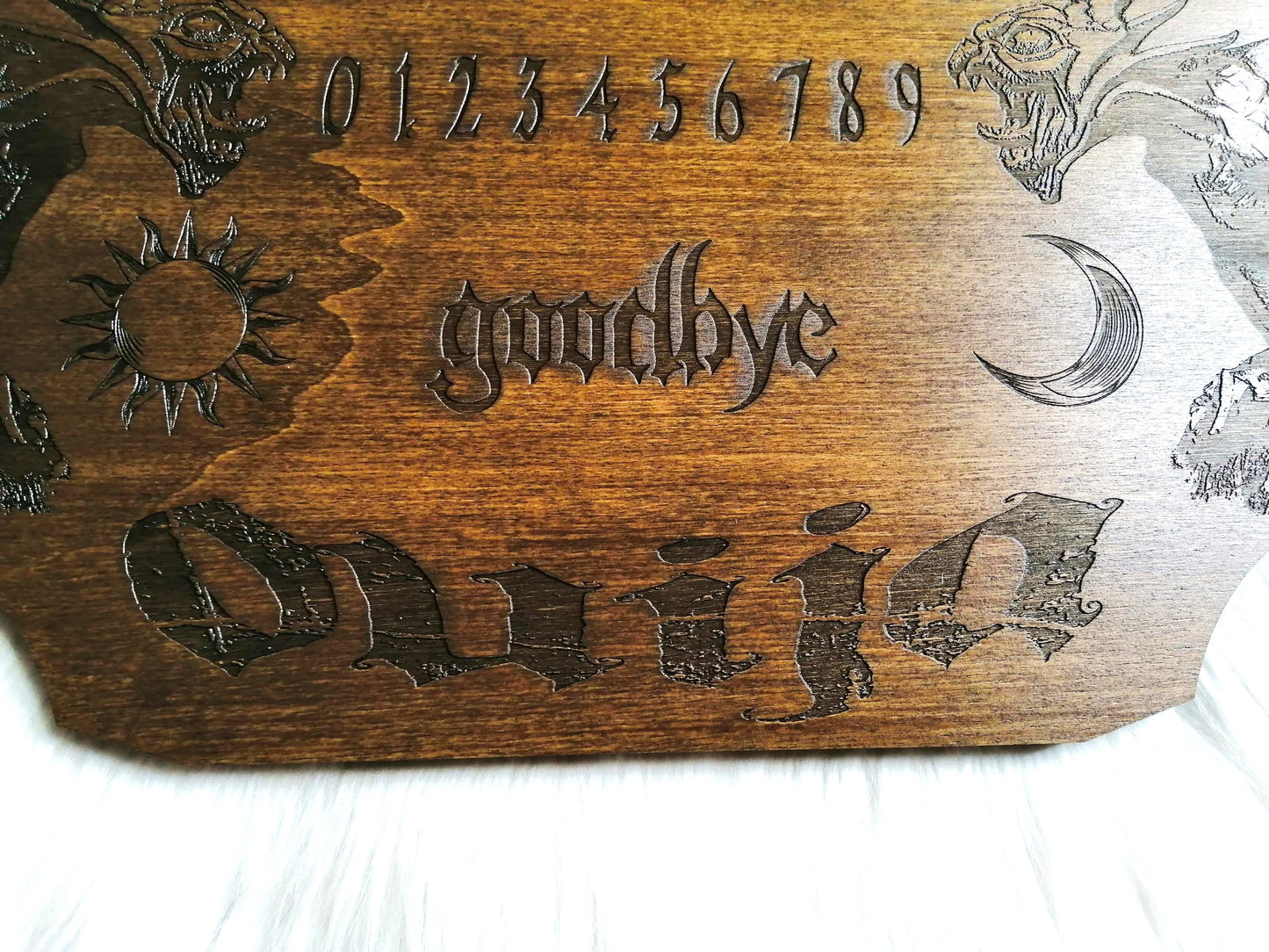 Planche Ouija 'La Gargouille' Artisanale - Grand Format en Bois, Divination et Décoration Mystique Unique