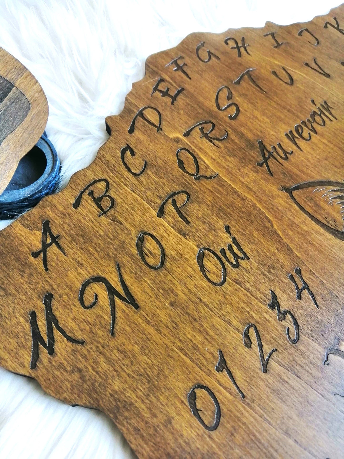 Planche Ouija Spooky Artisanale - Grand Format en Bois, Divination et Décoration Ésotérique Unique