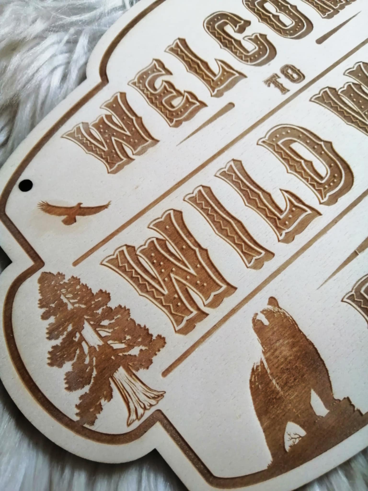 Plaque gravée bois ambiance Far West cowboy
