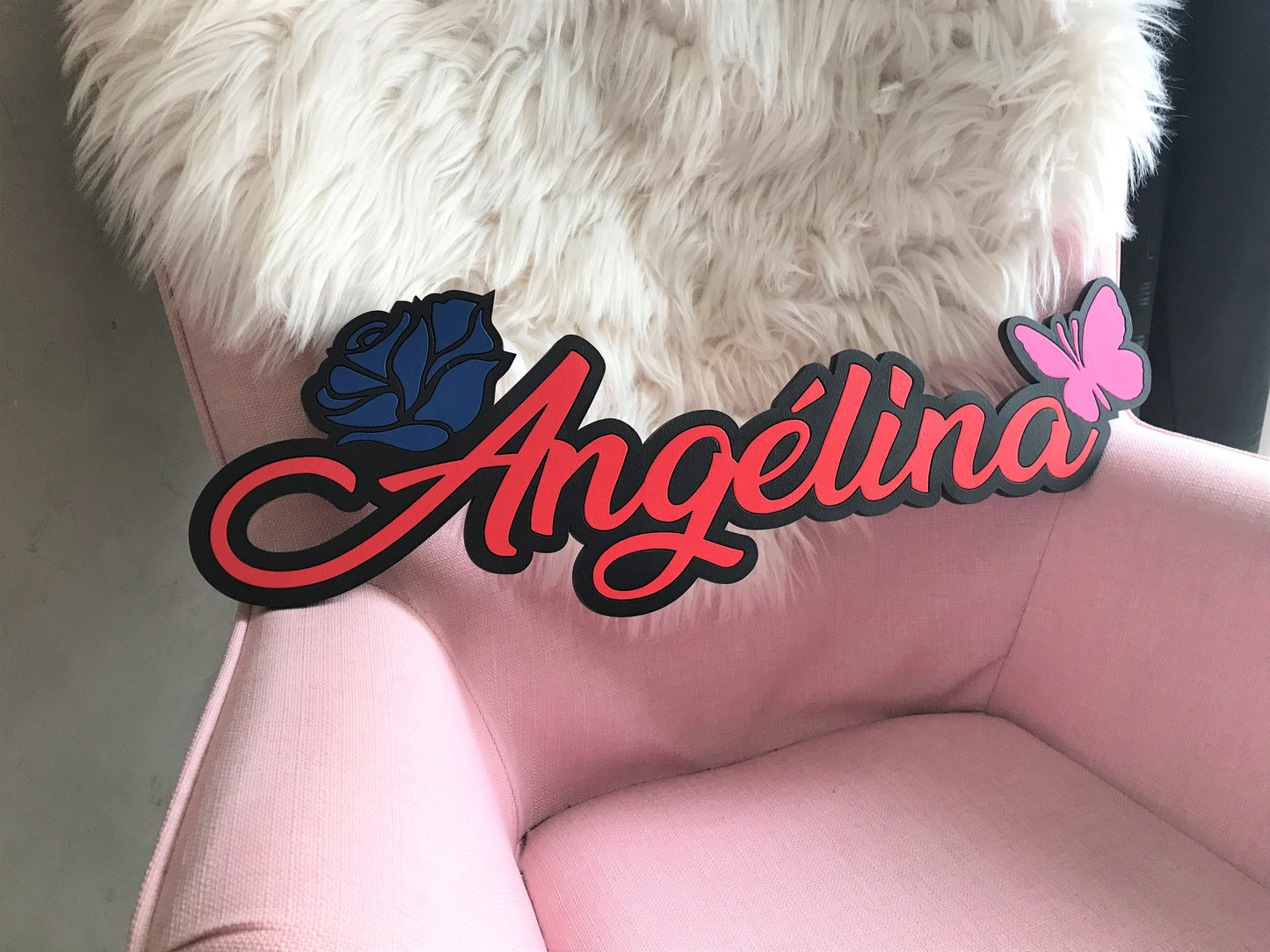 Angélina.