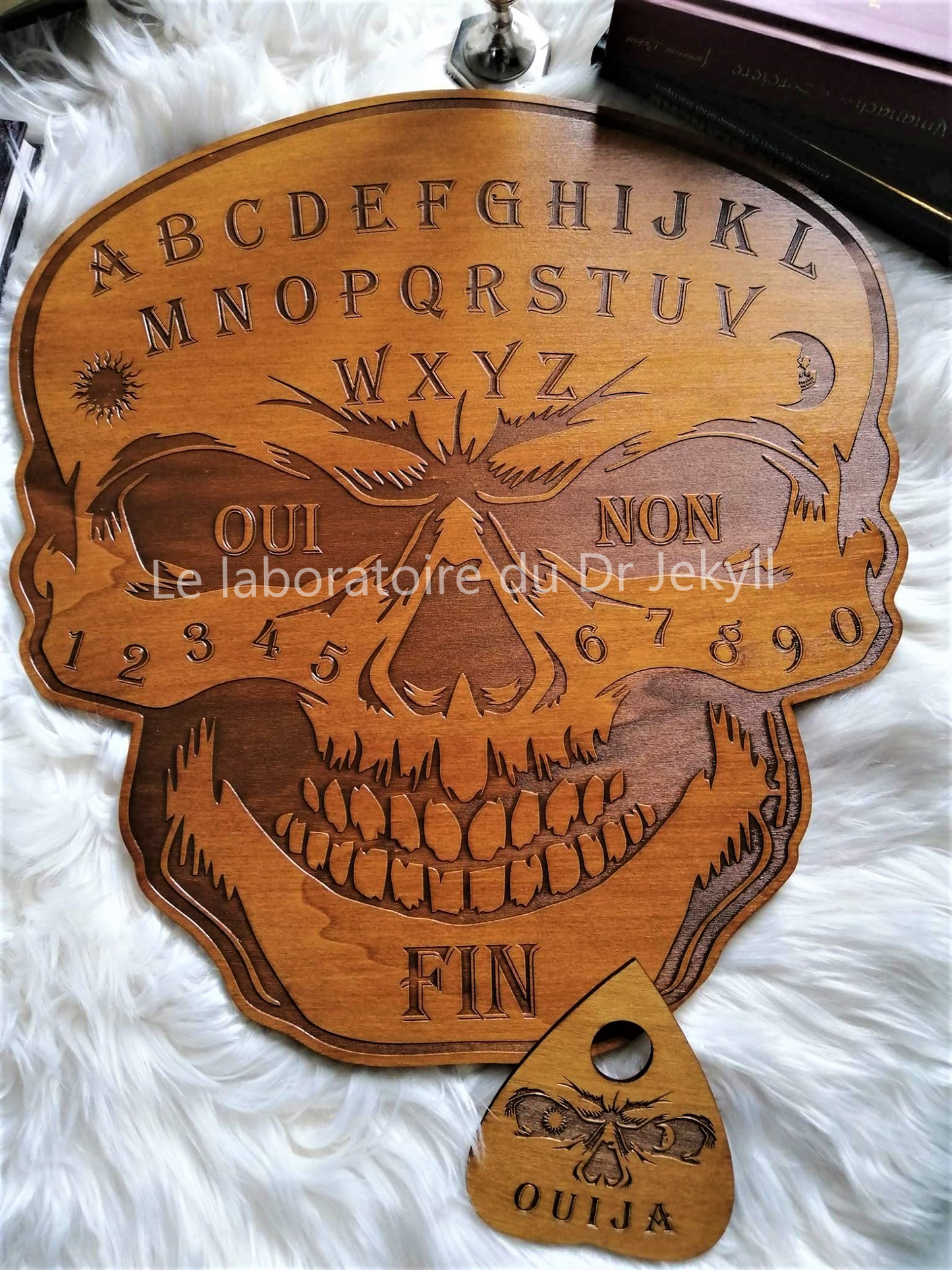 Planche Ouija Skull Artisanale - Grand Format en Bois, Divination et Décoration Mystique Unique
