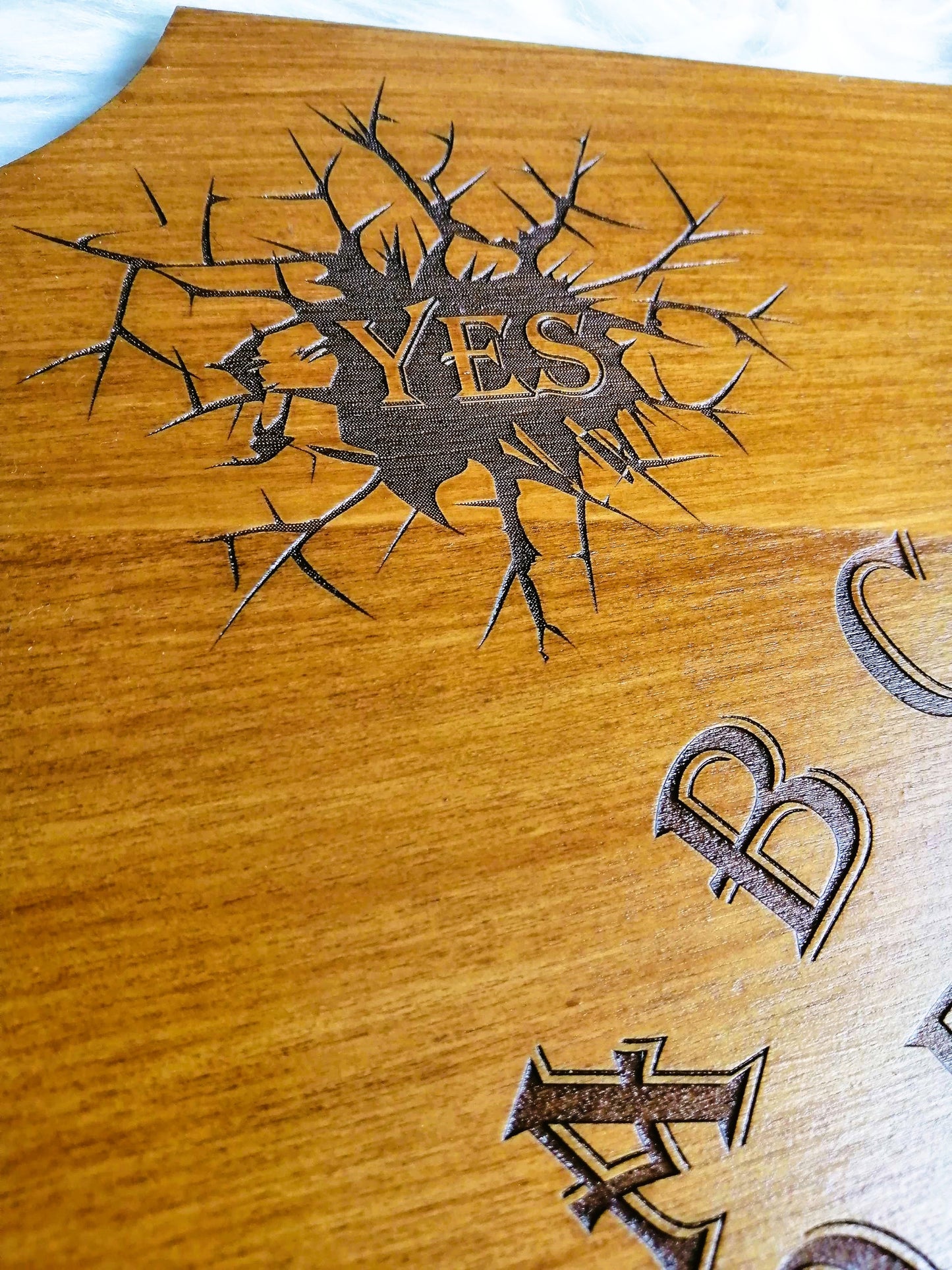 Planche Ouija Pazuzu Artisanale - Grand Format, Bois de Qualité, Divination ésotérique Inspirée de l'Exorciste
